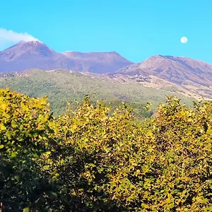 Alloggio per agriturismo Feudo Magazzeni, SantʼAlfio